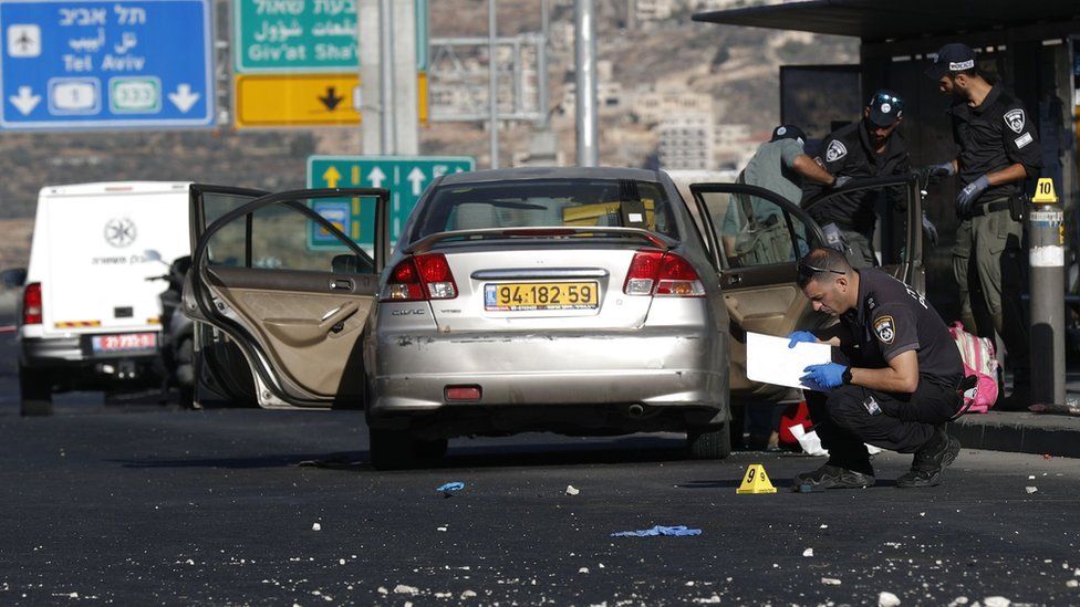 इजरायलमा दुई विस्फोट : एक किशोरकाे मृत्यु, १४ घाइते